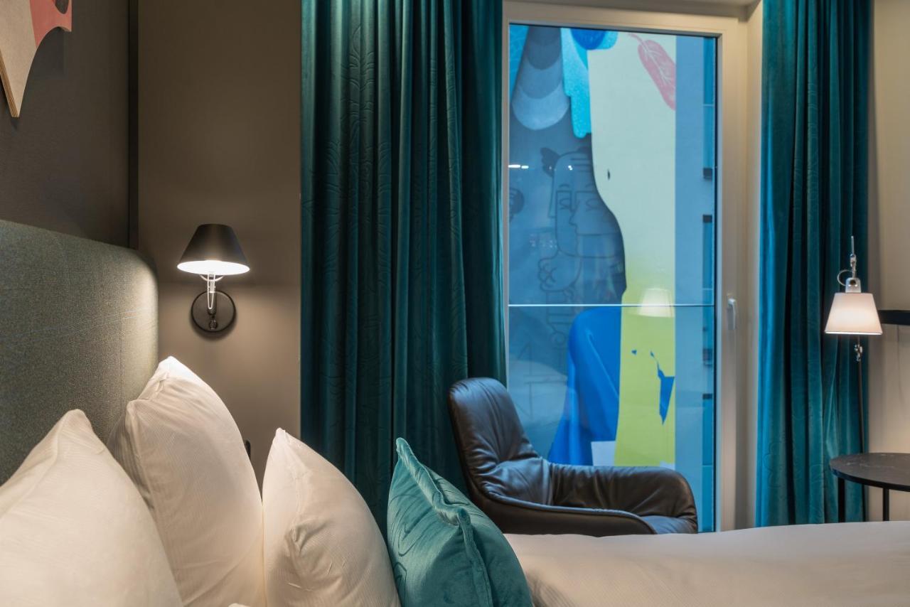 Motel One Berlin-Alexanderplatz ภายนอก รูปภาพ