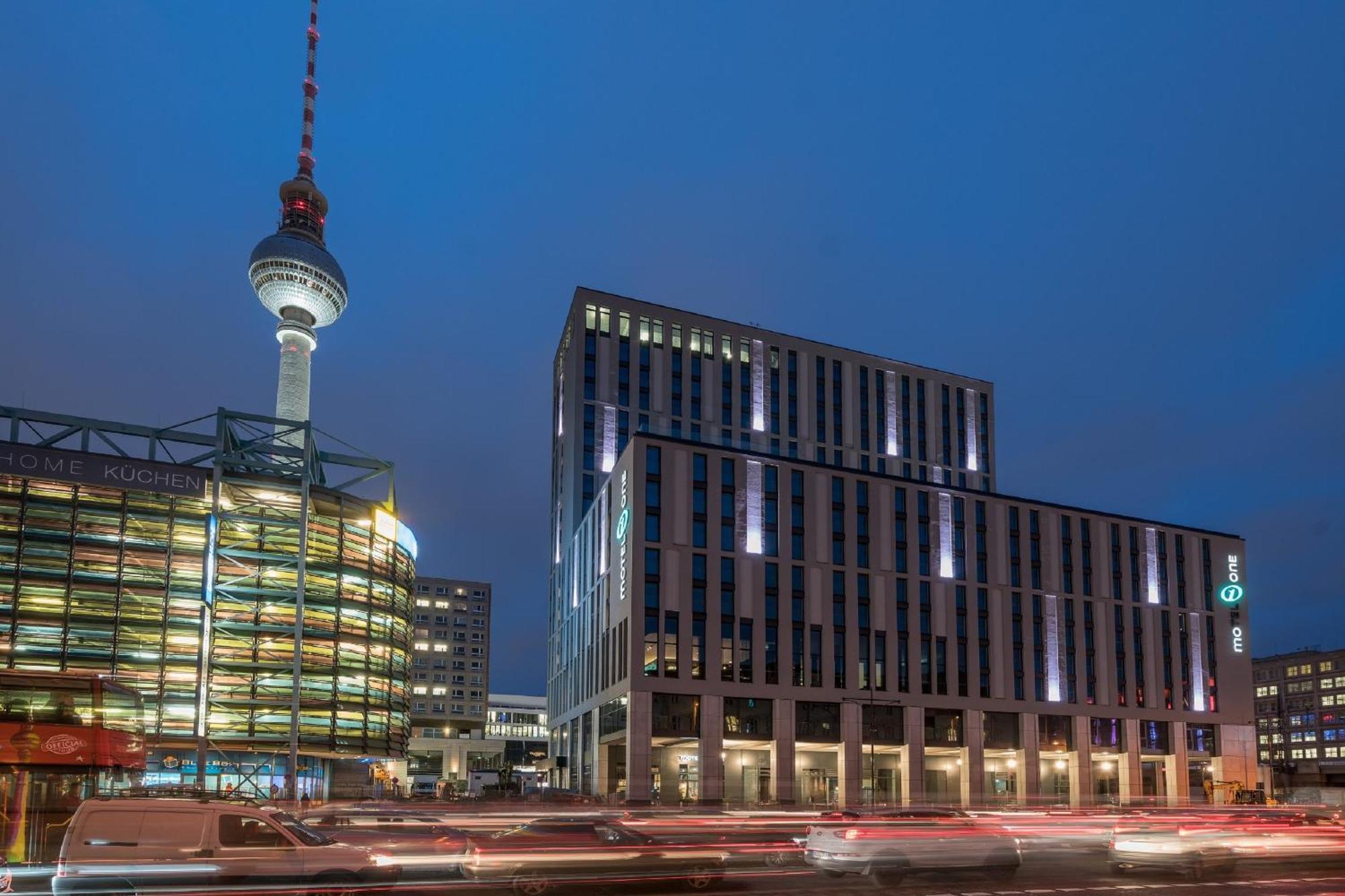 Motel One Berlin-Alexanderplatz ภายนอก รูปภาพ