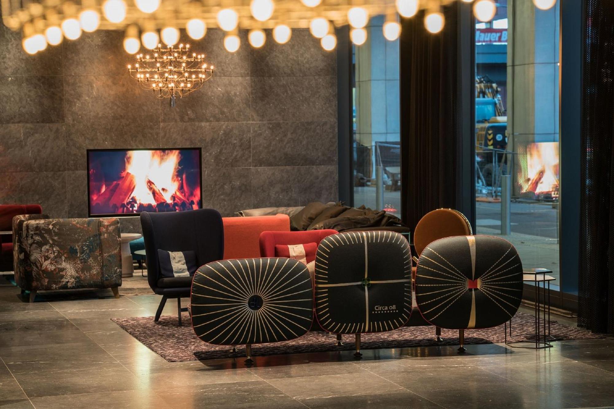 Motel One Berlin-Alexanderplatz ภายนอก รูปภาพ