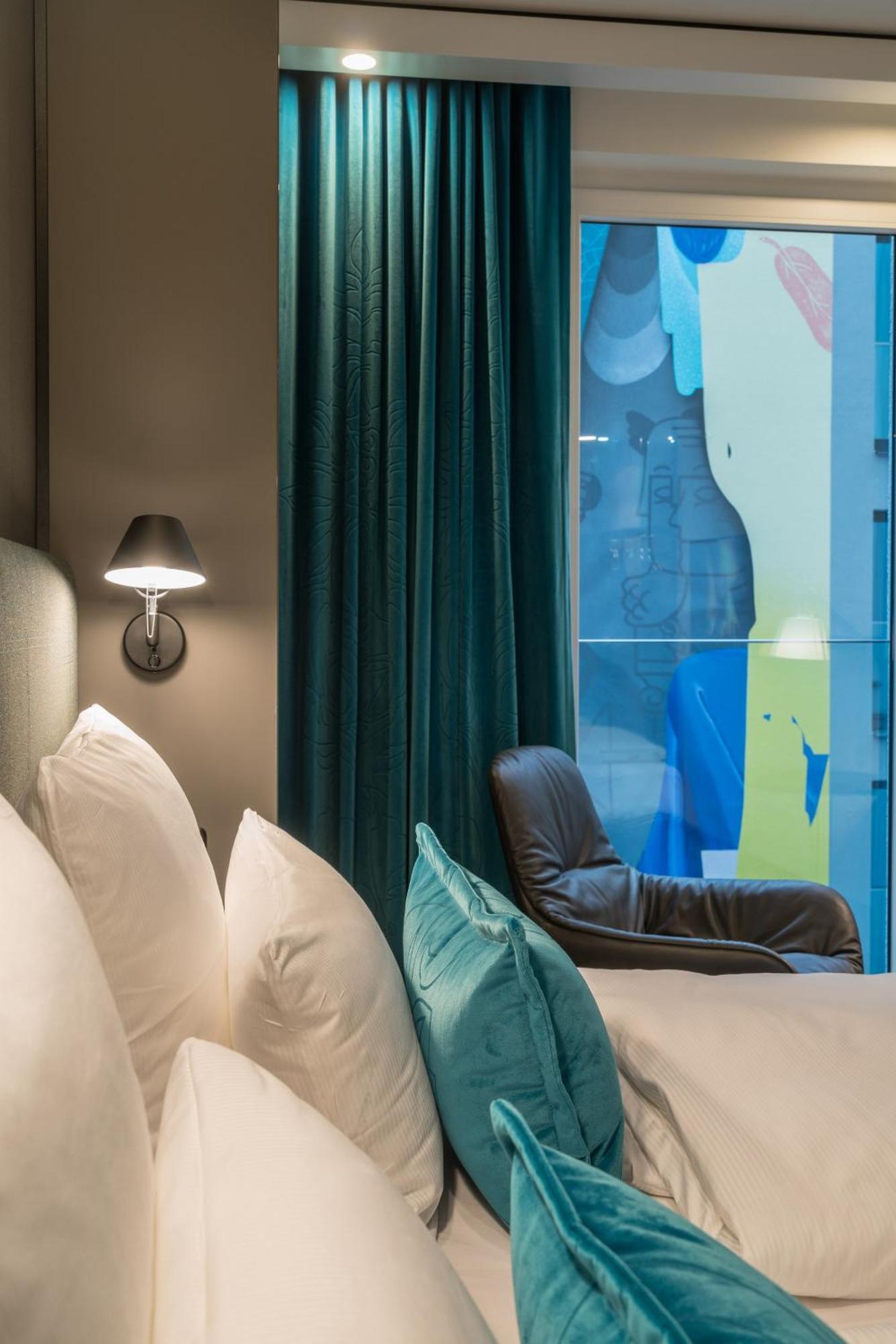 Motel One Berlin-Alexanderplatz ภายนอก รูปภาพ